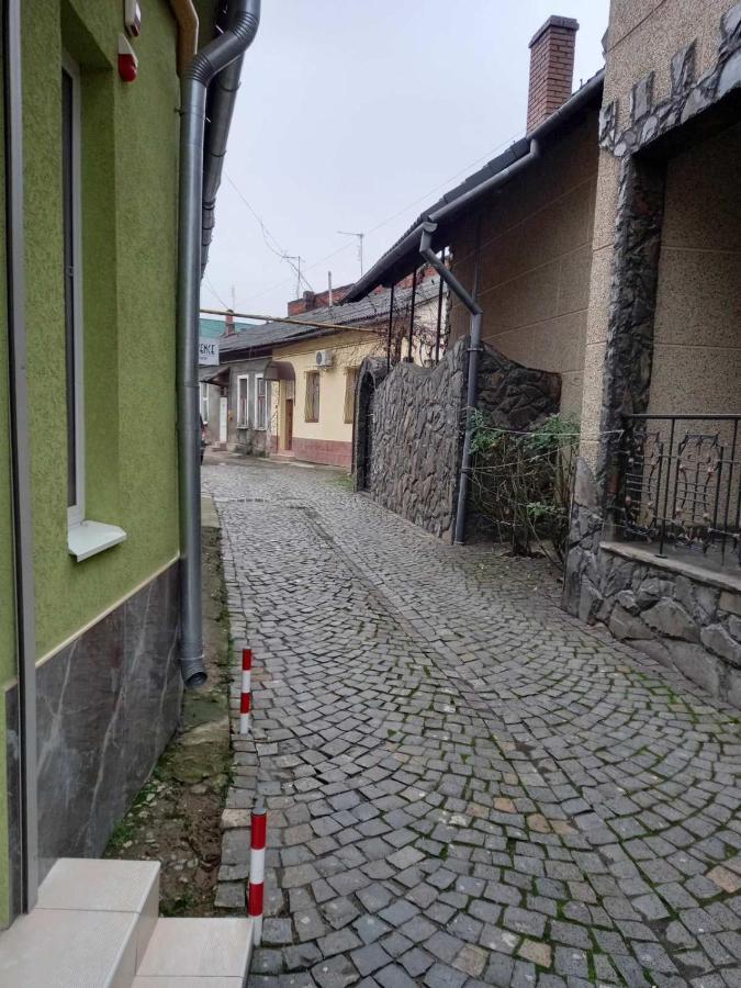 1 комнатная в центре мукачева, улица мира *