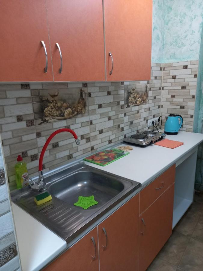 1 комнатная в центре мукачева, улица мира Apartment *